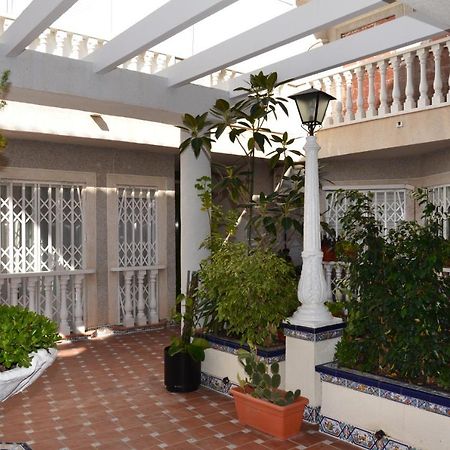 Apartamento Oslo Apartment Torrevieja Bagian luar foto