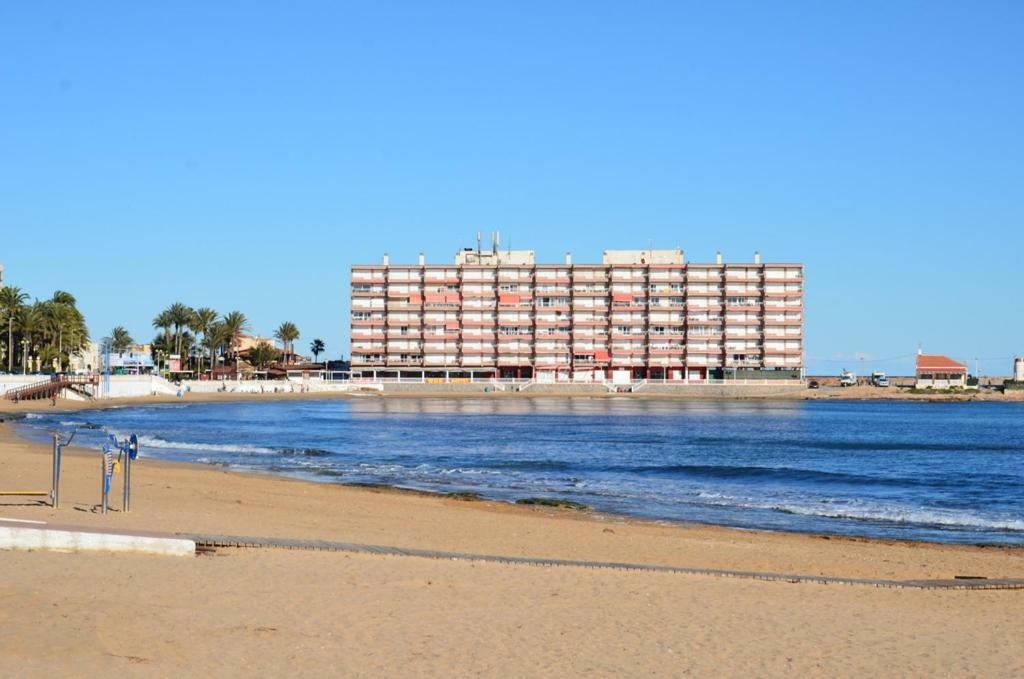 Apartamento Oslo Apartment Torrevieja Bagian luar foto